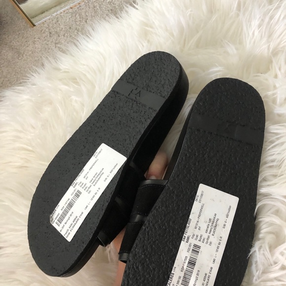 DVF slides - Picture 2 of 4